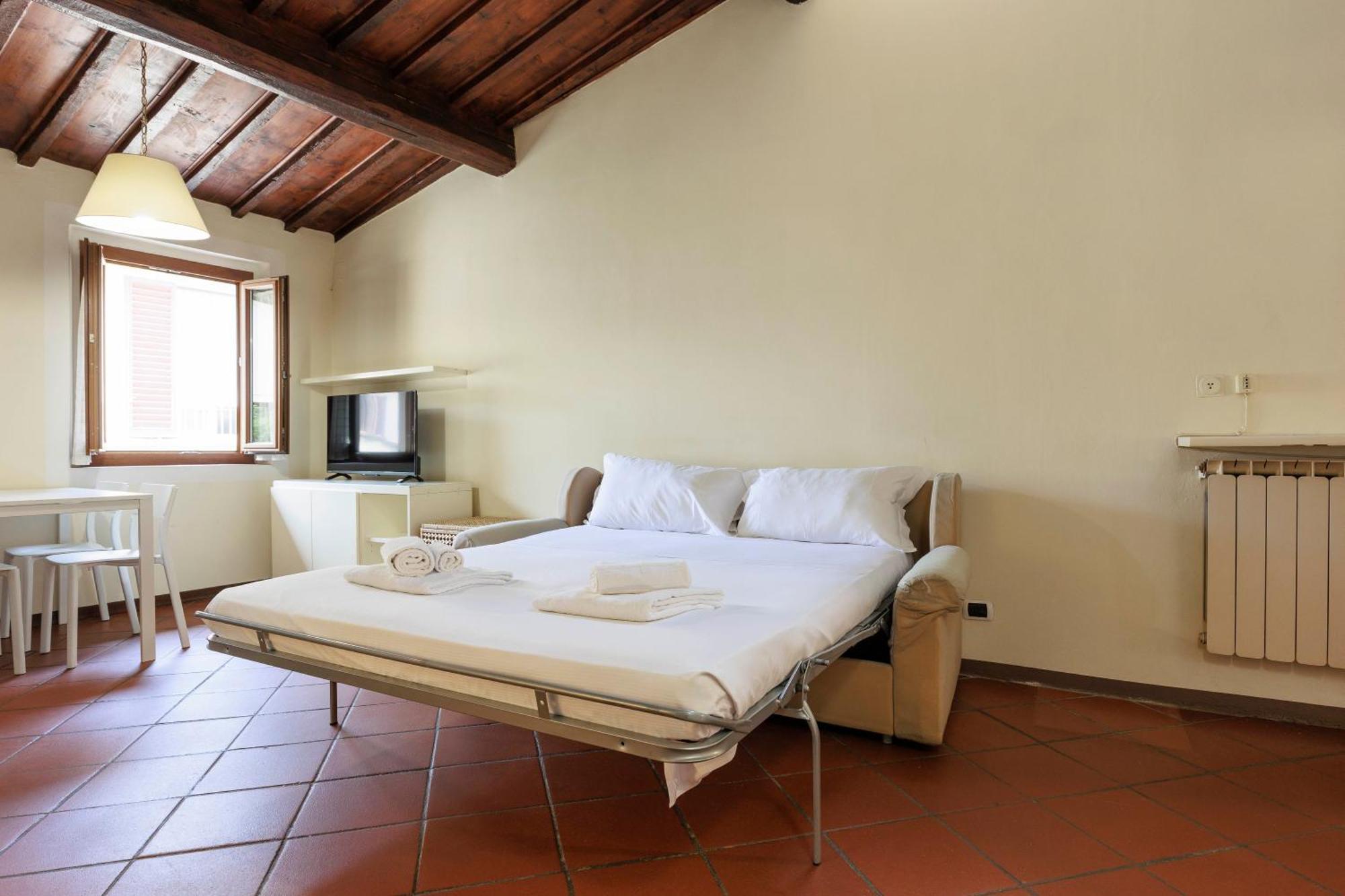 Cozy House In Ardiglione Street Apartment
