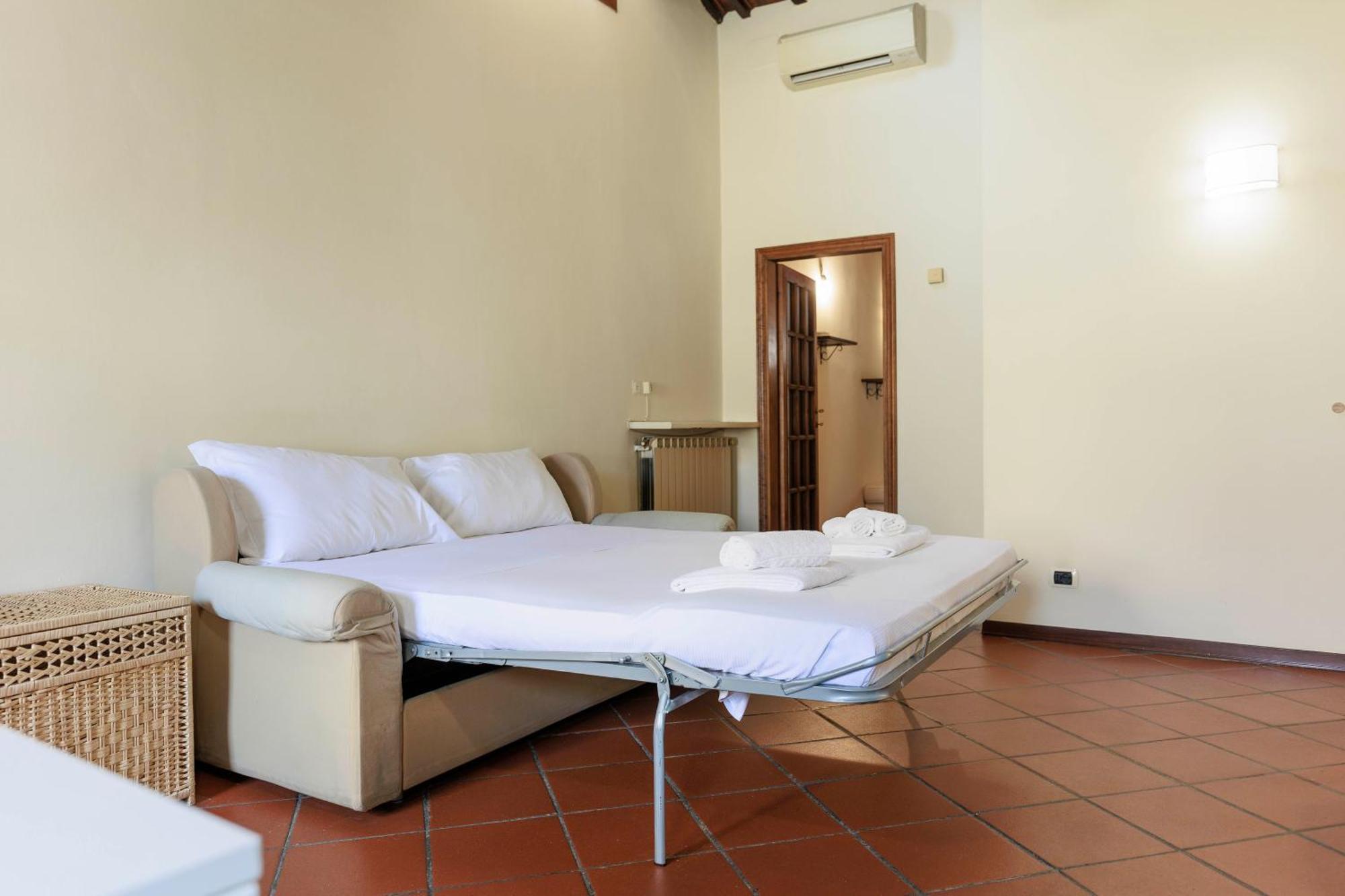 Cozy House In Ardiglione Street
